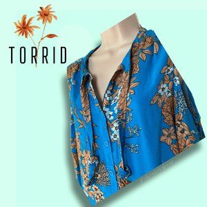 Lightweight Blue Floral Crepe Button Tie Front Top - Sleeveless Plus Size Torrid